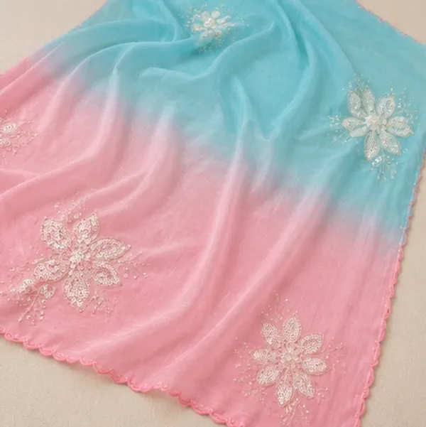 Floral_embroidery_dual_tone_saree