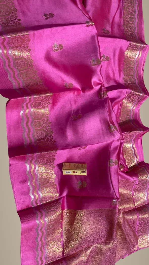 Pink_Colour_Pure_Banarasi_Mango_Silk_Saree