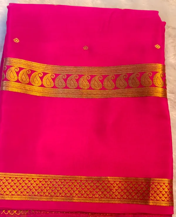 Pure_Crepe_Silk_Sarees_Silk_Mark_Certified_Lighter_And_Flowy_With_Contrast_Blouse