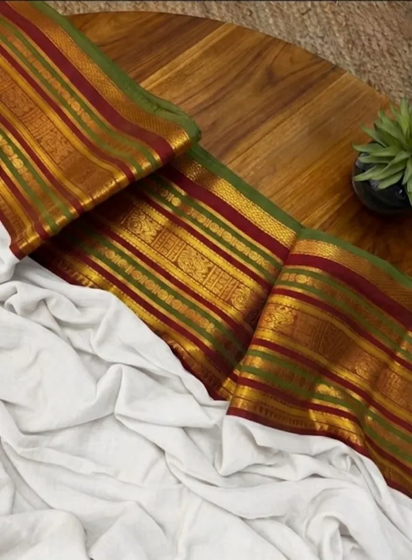 Mull_cotton_saree_with_pure_kanchi_border