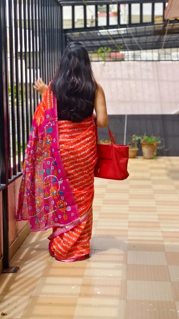 Cotton_shibori_prints_saree_with_kalamkari_blouse