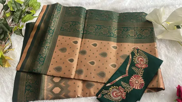 Semi_banarasi_zari_fancy_saree