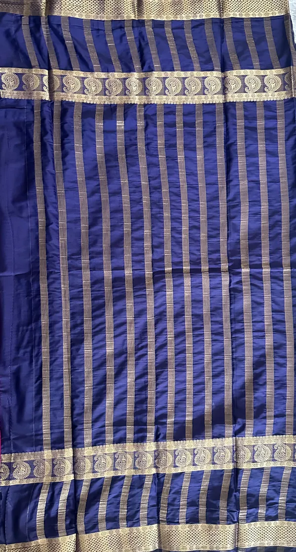 Semi_crepe_silk_saree_contrast