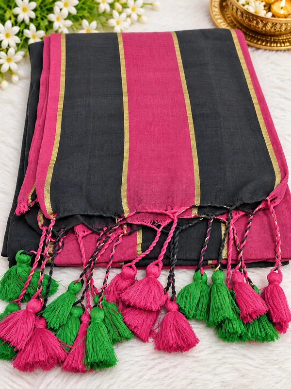 Strips_mull_cotton_saree_