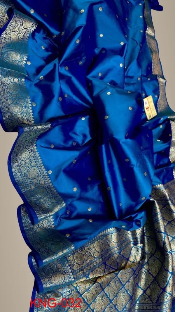Blue_Pure_Katan_Kanjivaram_Silk_Saree_Handloom_Luxury_With_Antique_Zari