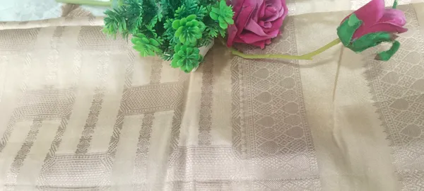 Semi_raw_silk_saree
