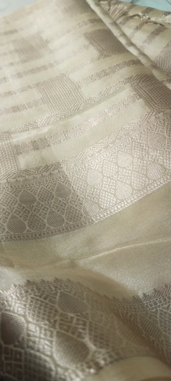 Semi_raw_silk_saree