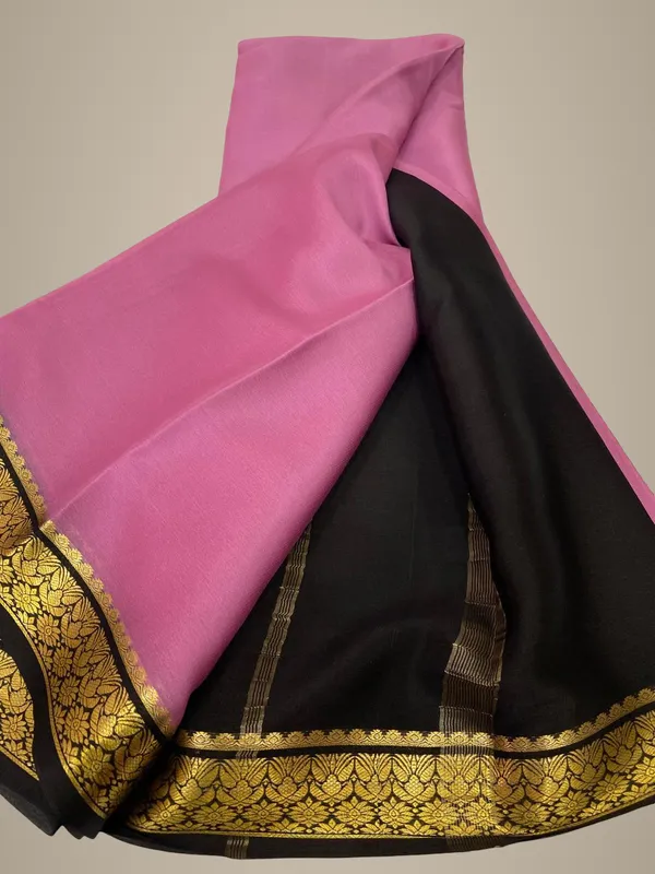 Lightweight_Contrast_Pallu_And_Contrast_Blouse_Pure_Mysore_Crepe_Silk_Sarees
