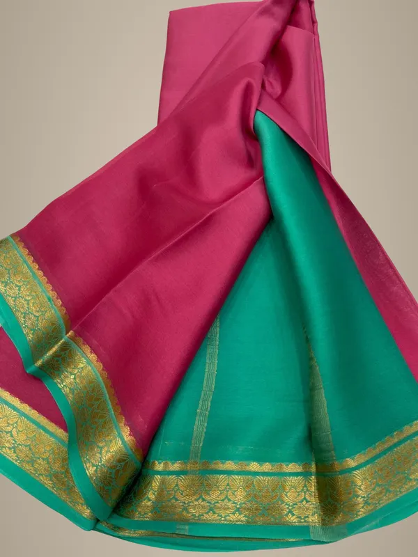 Lightweight_Contrast_Pallu_And_Contrast_Blouse_Pure_Mysore_Crepe_Silk_Sarees