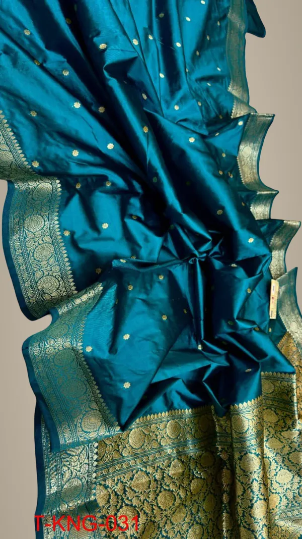 Rama_Green_Pure_Katan_Kanjivaram_Silk_Saree_Handloom_Luxury_With_Antique_Zari