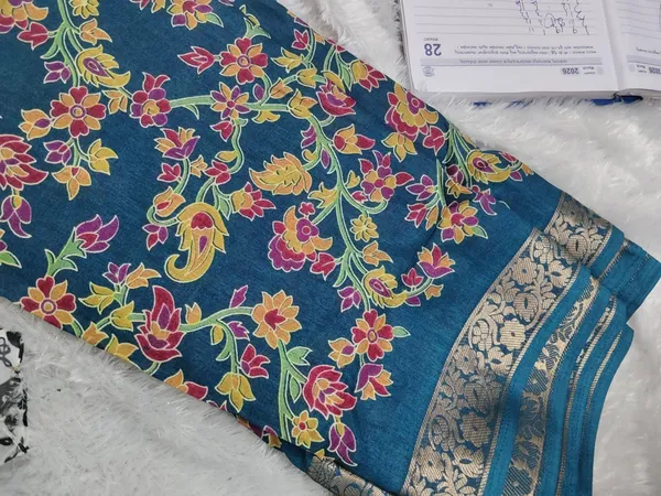Semi_Dola_Silk_Saree_With_Running_Blouse_2