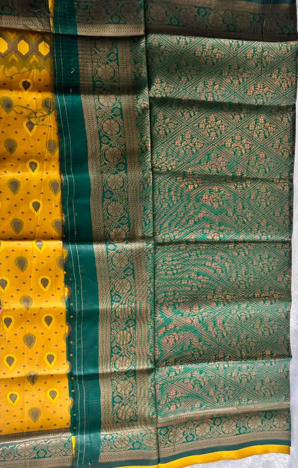 Semi_Banarasi_Zari_Fancy_Designer_Saree_With_Embroidery_Blouse_Piece_2