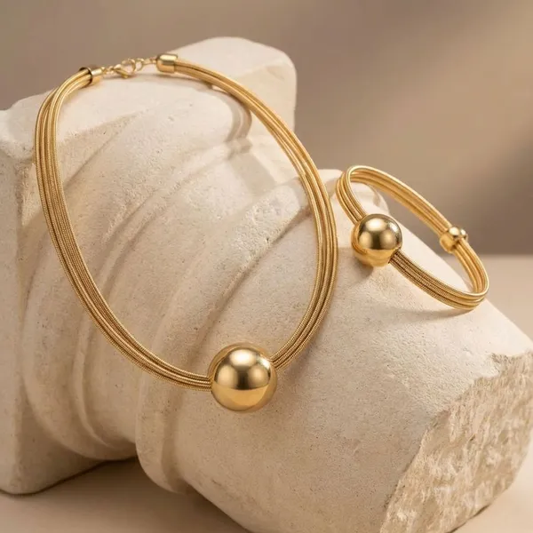 Gold_Alloy_Necklace_Set_For_Women