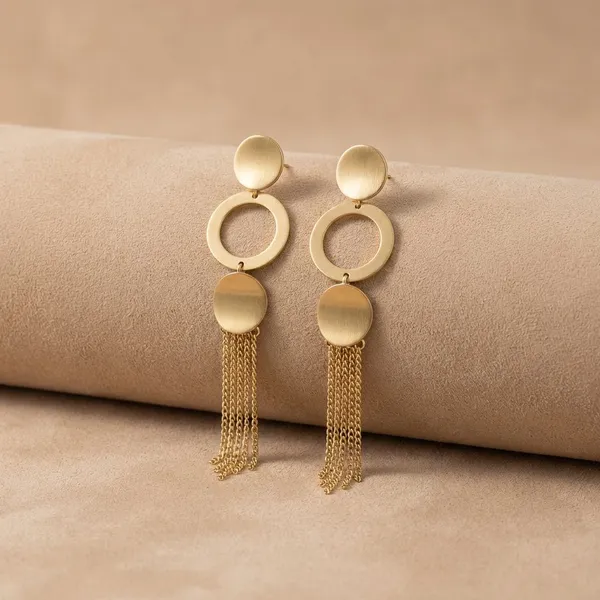 Gold_Metal_Party_And_Festive_And_Casual_And_Formal_Drop_Earrings_For_Women