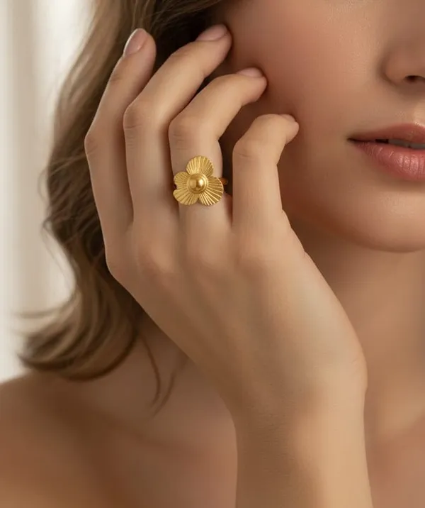 Gold_Metal_Alloy_Ring_For_Women