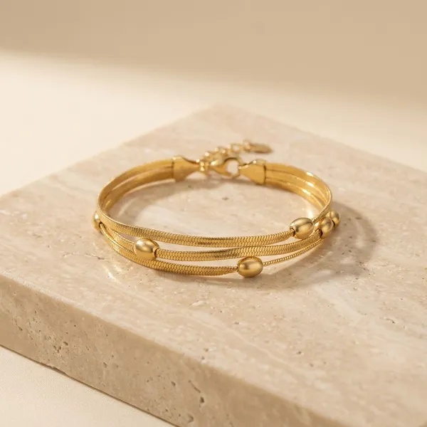 Gold_Metal_Alloy_Bracelet_For_Women