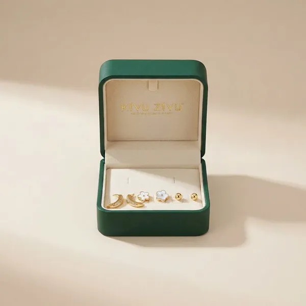Gold_Crystal_And_Metal_Daily_Wear_And_Office_And_Special_Occasions_Stud_Earrings_For_Women