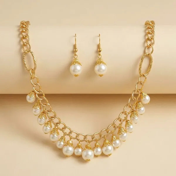 Gold_And_White_Pearl_Necklace_Set_for_Women