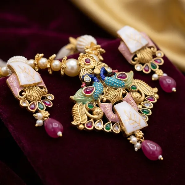 Gold_And_White_Pearl_Beads_And_Gold_Toned_Metal_And_Colorful_Stones_Weddings_And_Festive_Celebrations_And_Traditional_Ceremonies_Necklace_And_Earring_Set_For_Women