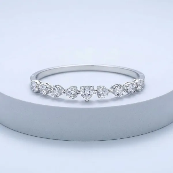 Silver_Crystal_and_Toned_Metal_Bangles_for_Women