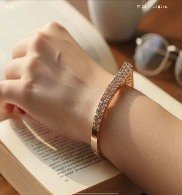Gold_Crystal_Tone_Metal_Wedding_And_Party_And_Festive_And_Special_Occasions_Bangles_For_Women