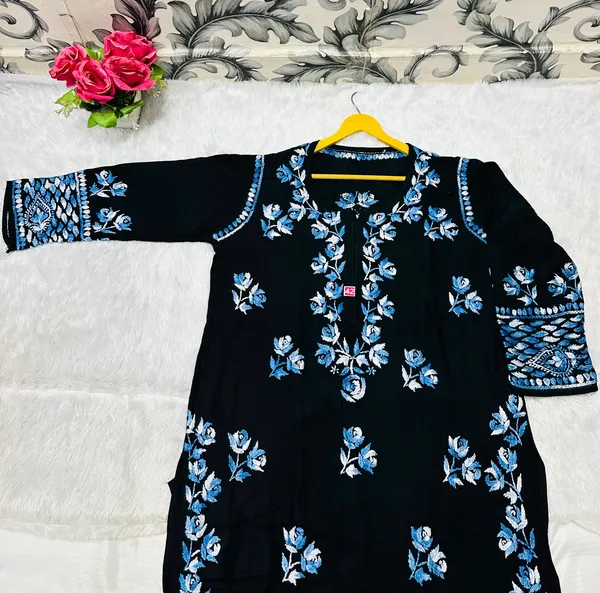 Blue_Floral_Embroidered_Kurta_Set_With_Palazzo
