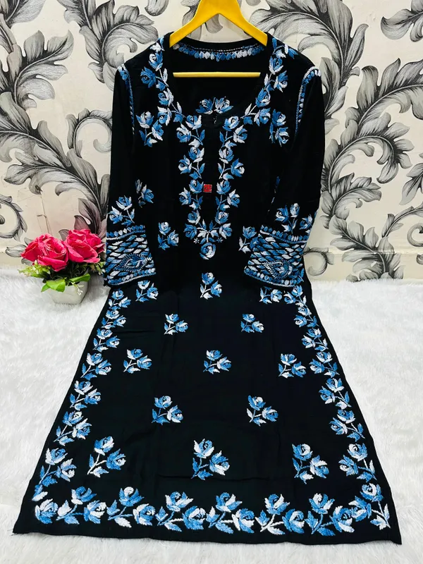 Blue_Floral_Embroidered_Kurta_Set_With_Palazzo