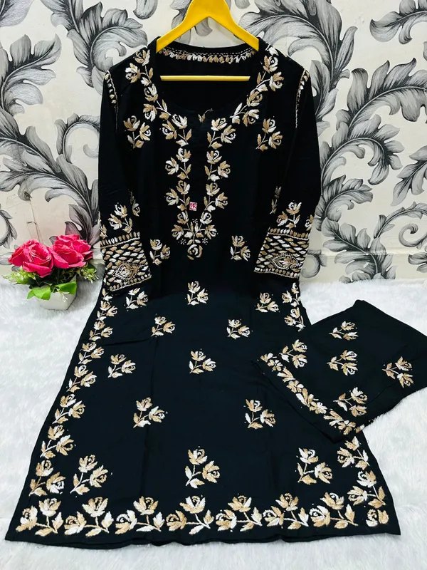 Black_With_Beige_Embroidered_Kurti_With_Golden_Floral_Work