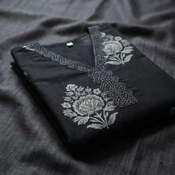 Black_Ethnic_Kurta_And_Palazzo_Set_With_Silver_Buti_Print