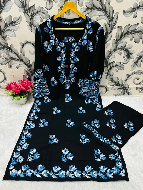 Blue_Floral_Embroidered_Kurta_Set_With_Palazzo