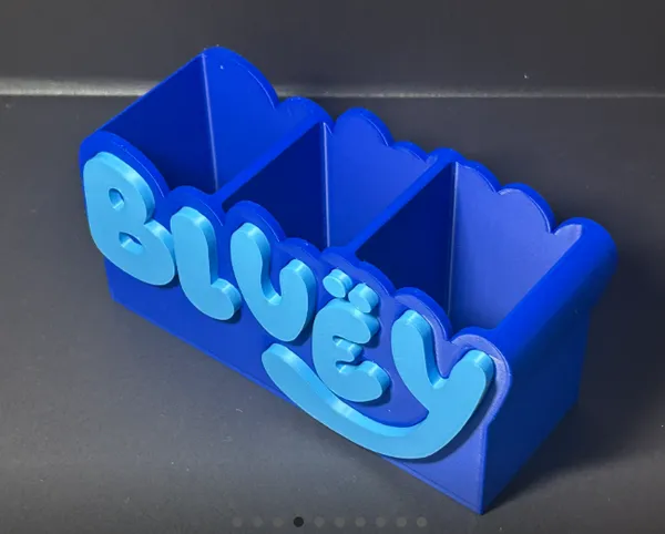 Custom_3D_Printed_Name_Desk_Organizer