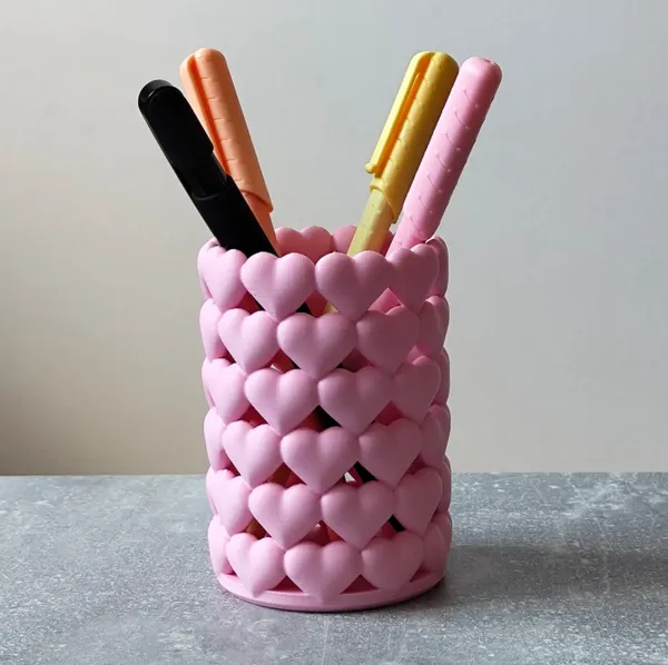 Heart_Pen_Holder_for_Women