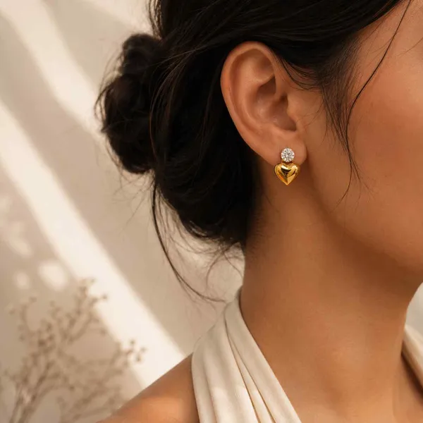 Halo_Heart_Earrings_|_18k_Gold_Plated_Jewelry_by_Jauhré