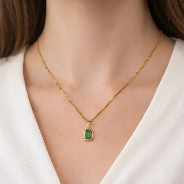 18K_Gold_Plated_Emerald_Green_Stone_Pendant_Necklace