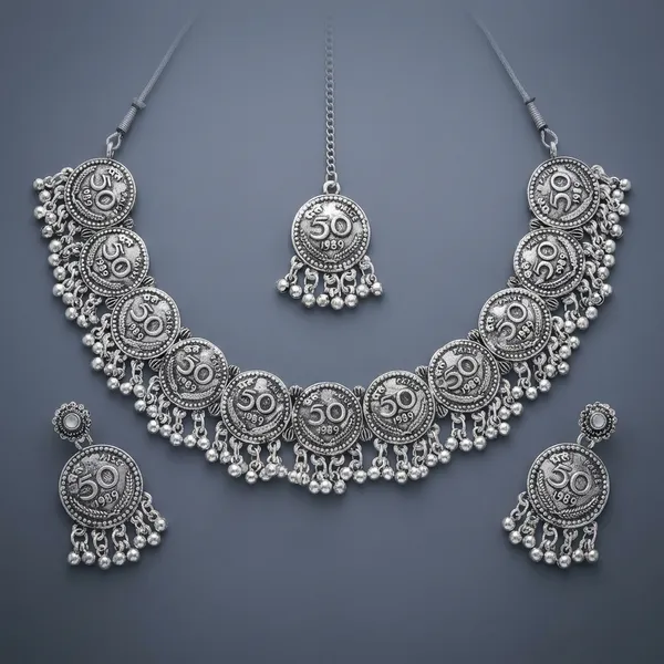 Elegant_Silver_Bronze_Choker_For_Women
