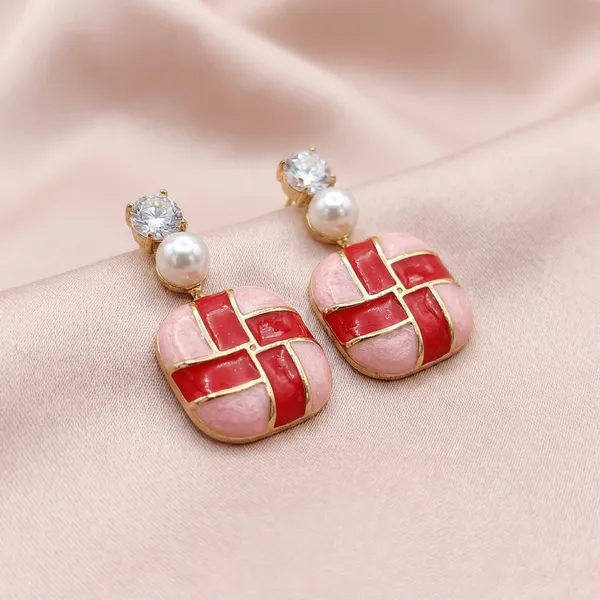 Elegant_Multicolor_Stone_Earrings_For_Women