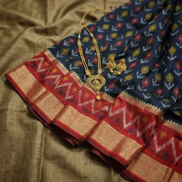Black_Designer_Printed_And_Dolla_Silk_Fabric_Saree