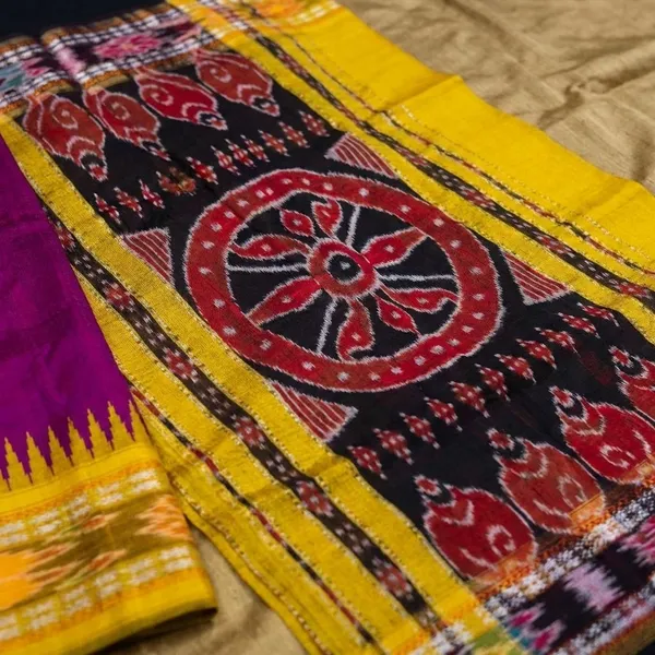 Yellow_And_Purple_Designer_Printed_And_Dolla_Silk_Fabric_Saree