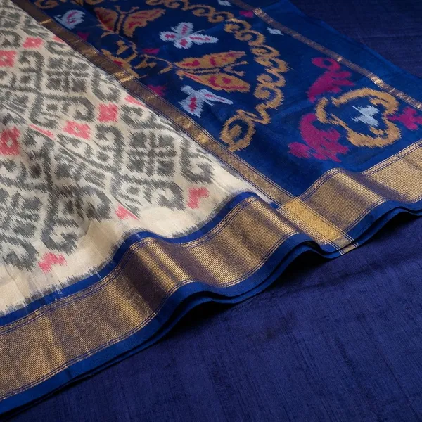Multicolor_Designer_Printed_And_Dolla_Silk_Fabric_Saree
