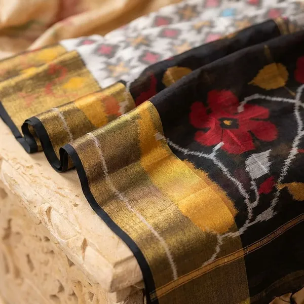 Multicolor_Designer_Printed_And_Dolla_Silk_Fabric_Saree