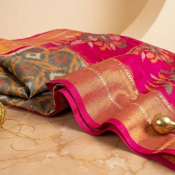 Orange_And_Grey_Designer_Printed_And_Dolla_Silk_Fabric_Saree