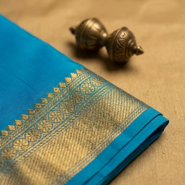 Sky_Blue_Pure_Viscose_Silk,_It_Is_Very_Soft_And_Comfortable_To_Wear_Any_Weather