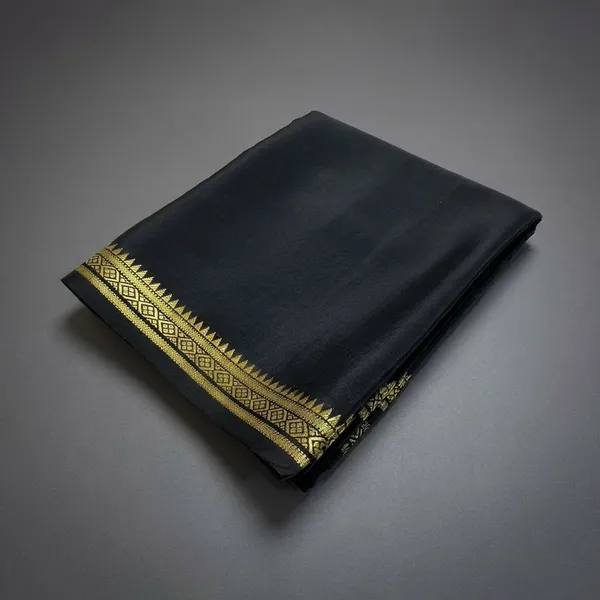 Black_Pure_Viscose_Silk,_It_Is_Very_Soft_And_Comfortable_To_Wear_Any_Weather