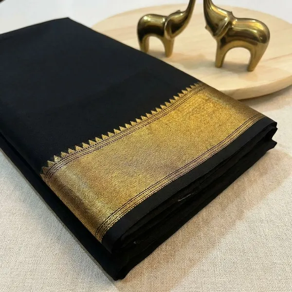 Black_Pure_Viscose_Silk,_It_Is_Very_Soft_And_Comfortable_To_Wear_Any_Weather