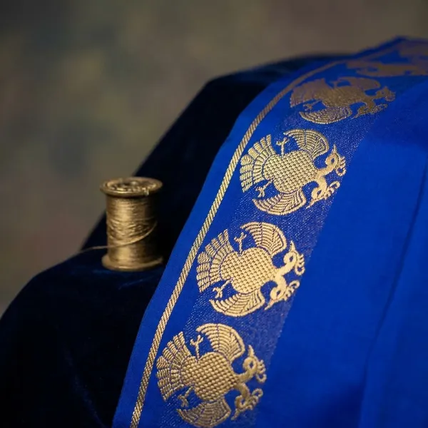 Deep_Blue_Pure_Viscose_Silk,_It_Is_Very_Soft_And_Comfortable_To_Wear_Any_Weather