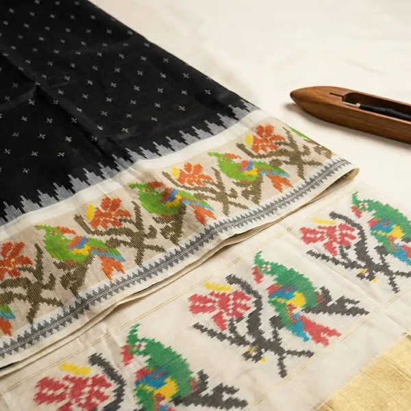 Multicolor_Black_Designer_Printed_And_Dolla_Silk_Fabric_Sarees