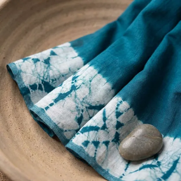 Rama_Green_Khadi_Khadi_Cotton_With_Hand_Block_Batik_Prints