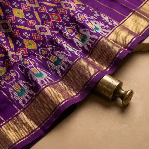 Multicolor_Designer_Printed_And_Dolla_Silk_Fabric_Sarees