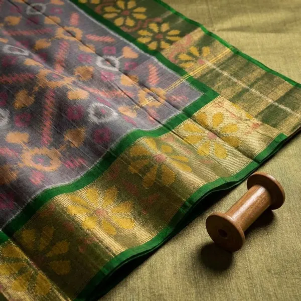 Grey_And_Green_Designer_Printed_And_Dolla_Silk_Fabric_Sarees