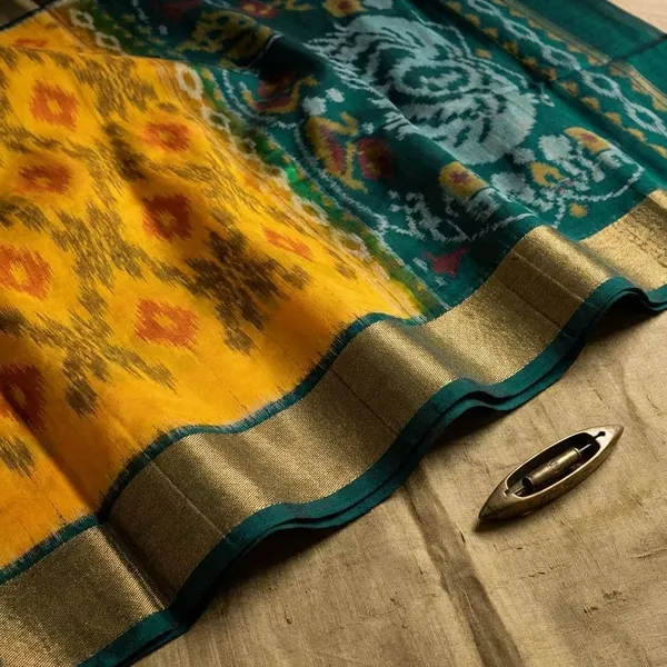 Yellow_And_Green_Designer_Printed_And_Dolla_Silk_Fabric_Sarees